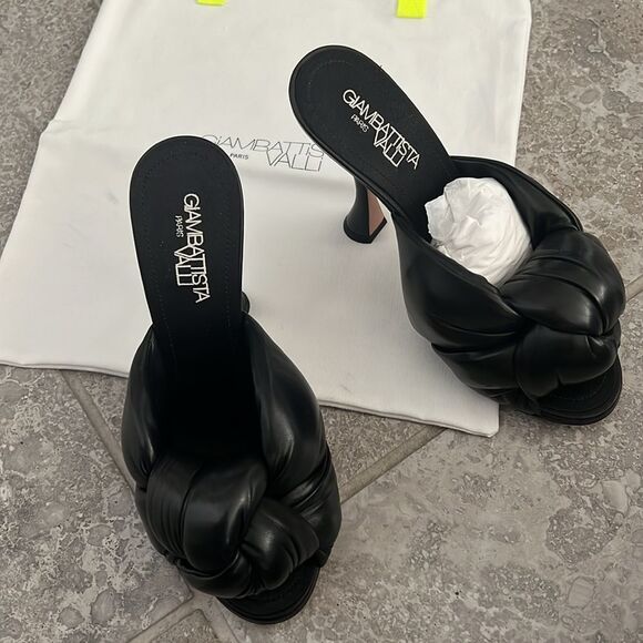 Shoes - NEW Giambattista Valli Max Bow Padded Mules, Black, New, Size 8
